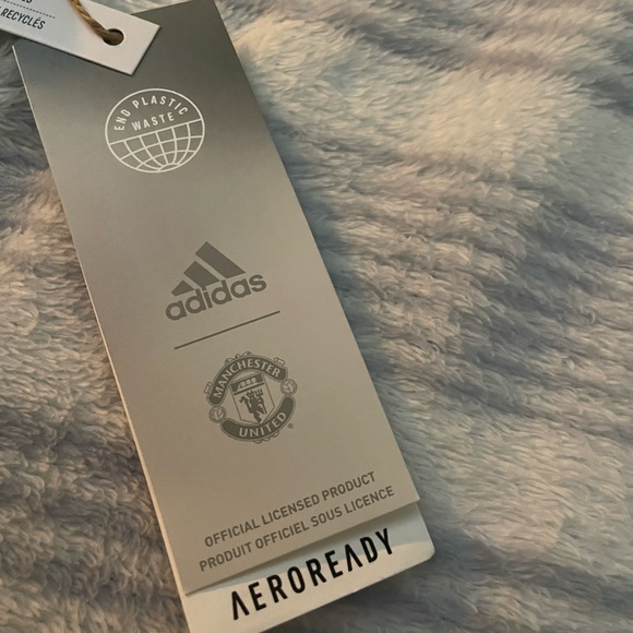 Adult small Never worn before Manchester united away 2022-2023 Jersey. - Picture 5 of 5